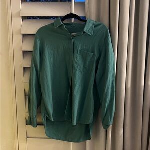 Universal Thread Casual Green Button Down Shirt